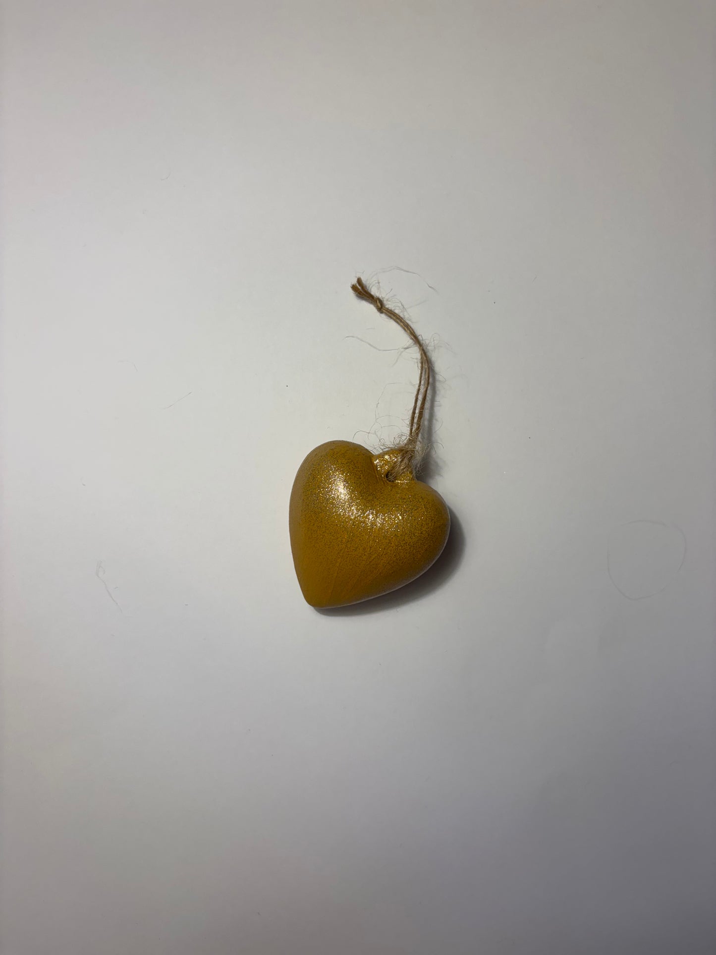 Gold ceramic heart bauble