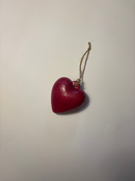 Hot pink ceramic heart bauble