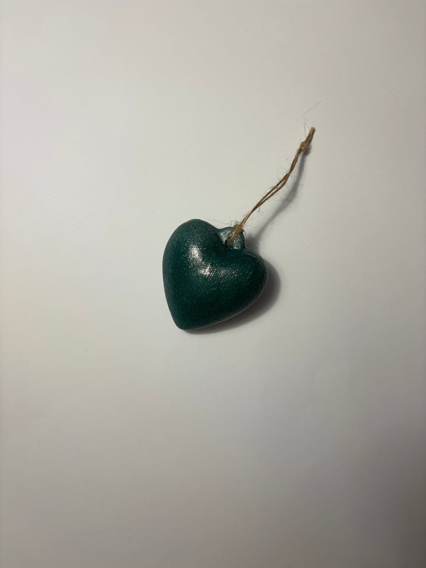 Green ceramic heart bauble